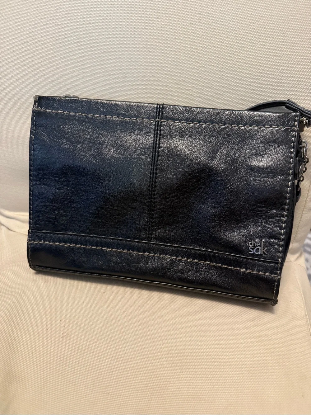 The Sak Black Leather Shoulder Bag with Contrast Stitching